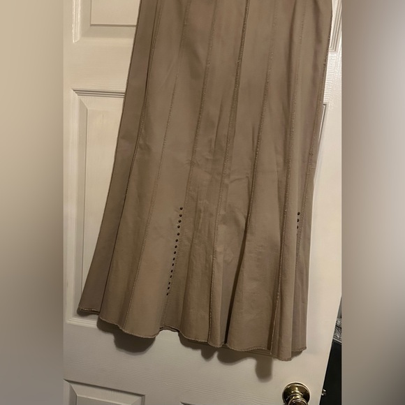 Reba Cotton Khaki Maxi Skirt w/studs waist 16” skirt to hem 32” - Picture 2 of 5